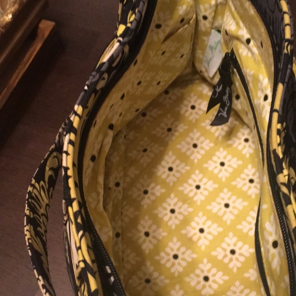 Vera Bradley purse - Picture 3 of 3